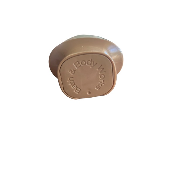 Bath & Body Works Vanilla Cafe Body Wash with Pro-Vitamin B5 & Aloe - 10 fl oz‎ - Picture 5 of 6